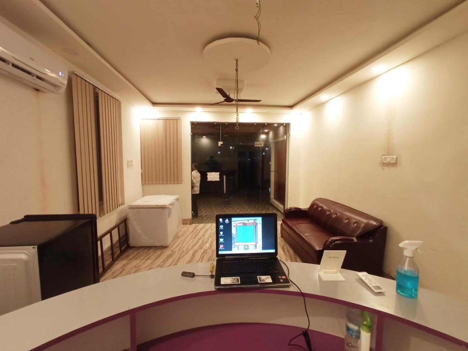 Hotel Vishal Buxar Exteriér fotografie